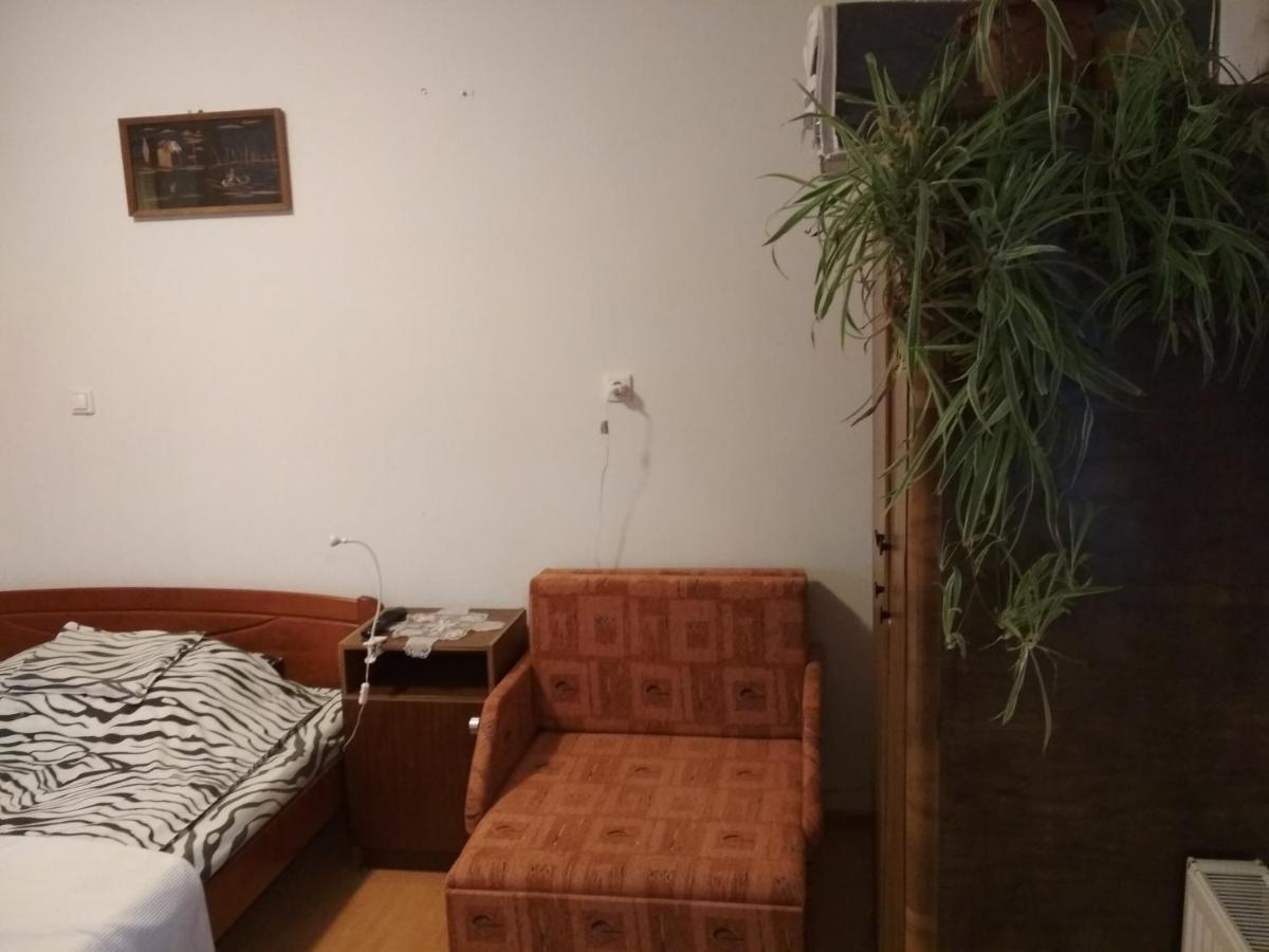 Julia Vendeghaz Διαμέρισμα Tar Εξωτερικό φωτογραφία